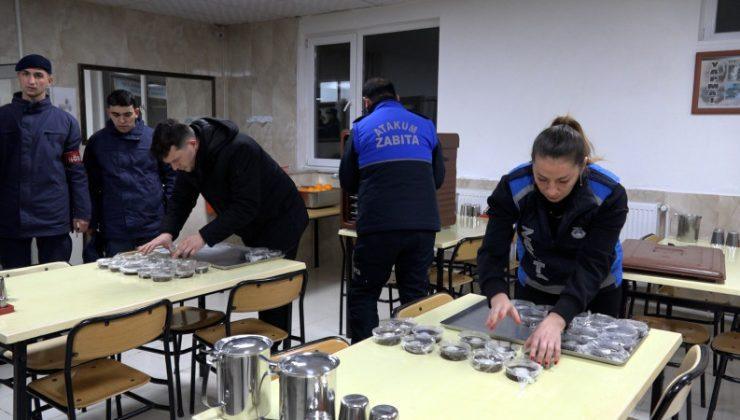 Atakum Belediyesi Yeni Yılda Görev Başındaki Personeli Unutmadı