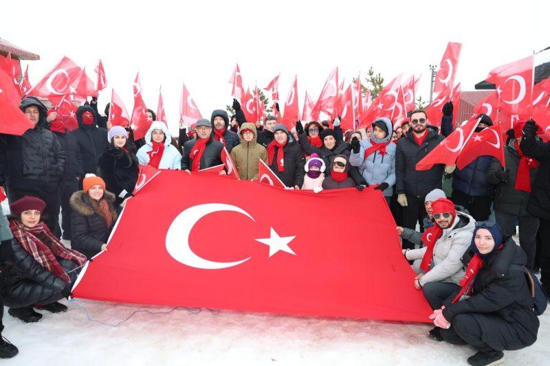 Akdağ Kayak Merkezi'nde Gençlik Rüzgarı: Petek Genç Ladik'te!