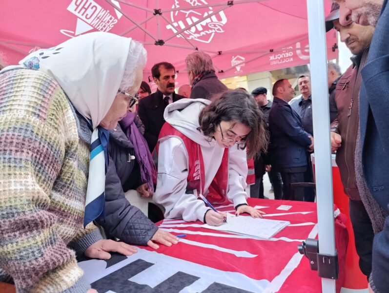 CHP Samsun İl Başkanlığı gençlik üyelik kampanyası açıklaması.