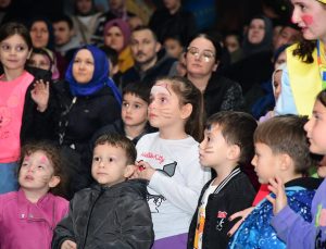 Terme Belediyesi Ramazan Sokağı İle Gelenekleri Yaşatıyor