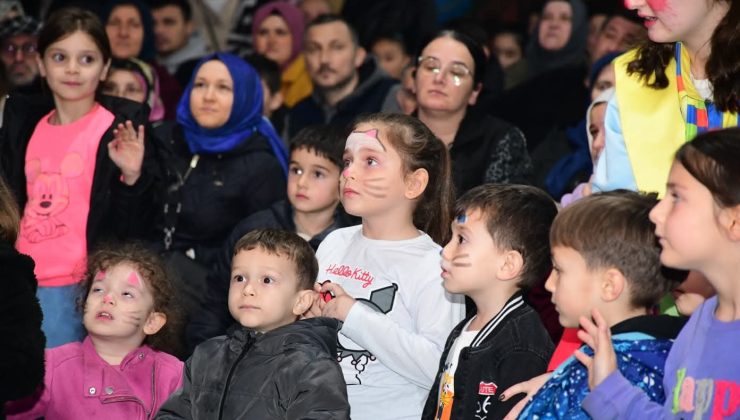 Terme Belediyesi Ramazan Sokağı İle Gelenekleri Yaşatıyor
