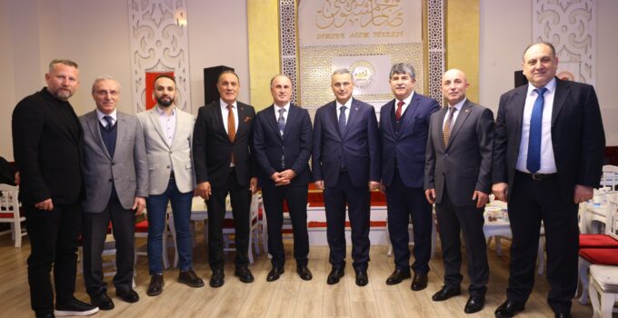 İlkadım Belediye Başkanı İhsan Kurnaz Bayramda Vatandaşlarla Buluştu
