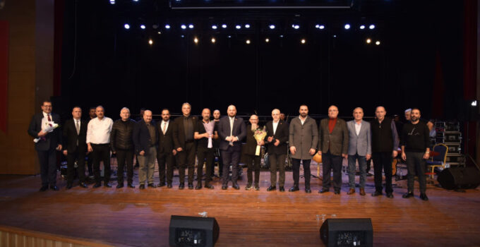 Atakum Belediye Başkanı Serhat Türkel Sanatseverlerle Buluştu