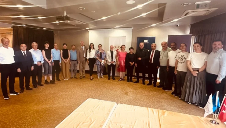Etik Gazetecilik Ağı’ndan İzmir’de Tarihi Buluşma