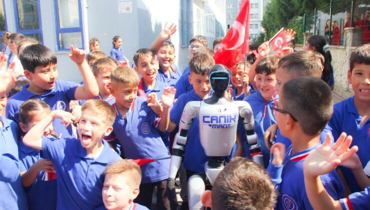 CANİKMAN Yeni Eğitim Yılında Öğrencilerle Buluştu