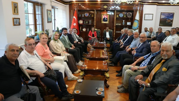 Uluslararası Basın Konseyi Heyeti Diyarbakır Büyükşehir Belediyesi’ni Ziyaret Etti: Barış Süreci Masaya Yatırıldı