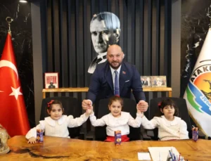 Atakum’da Koltuk Çocukların: Serhat Türkel Görevi Devretti
